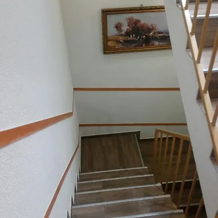 Diana Lak Ii. Semesterbostad