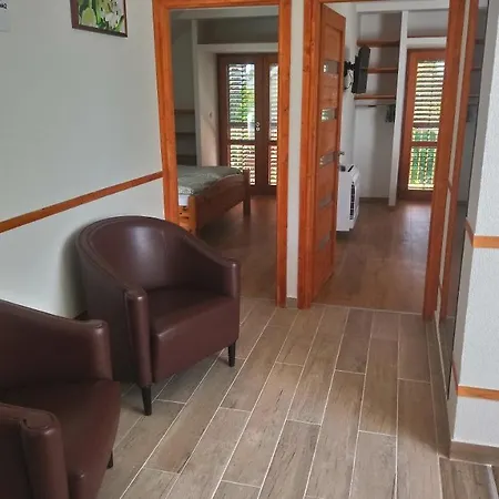 Diana Lak Ii. Semesterbostad Szigethalom